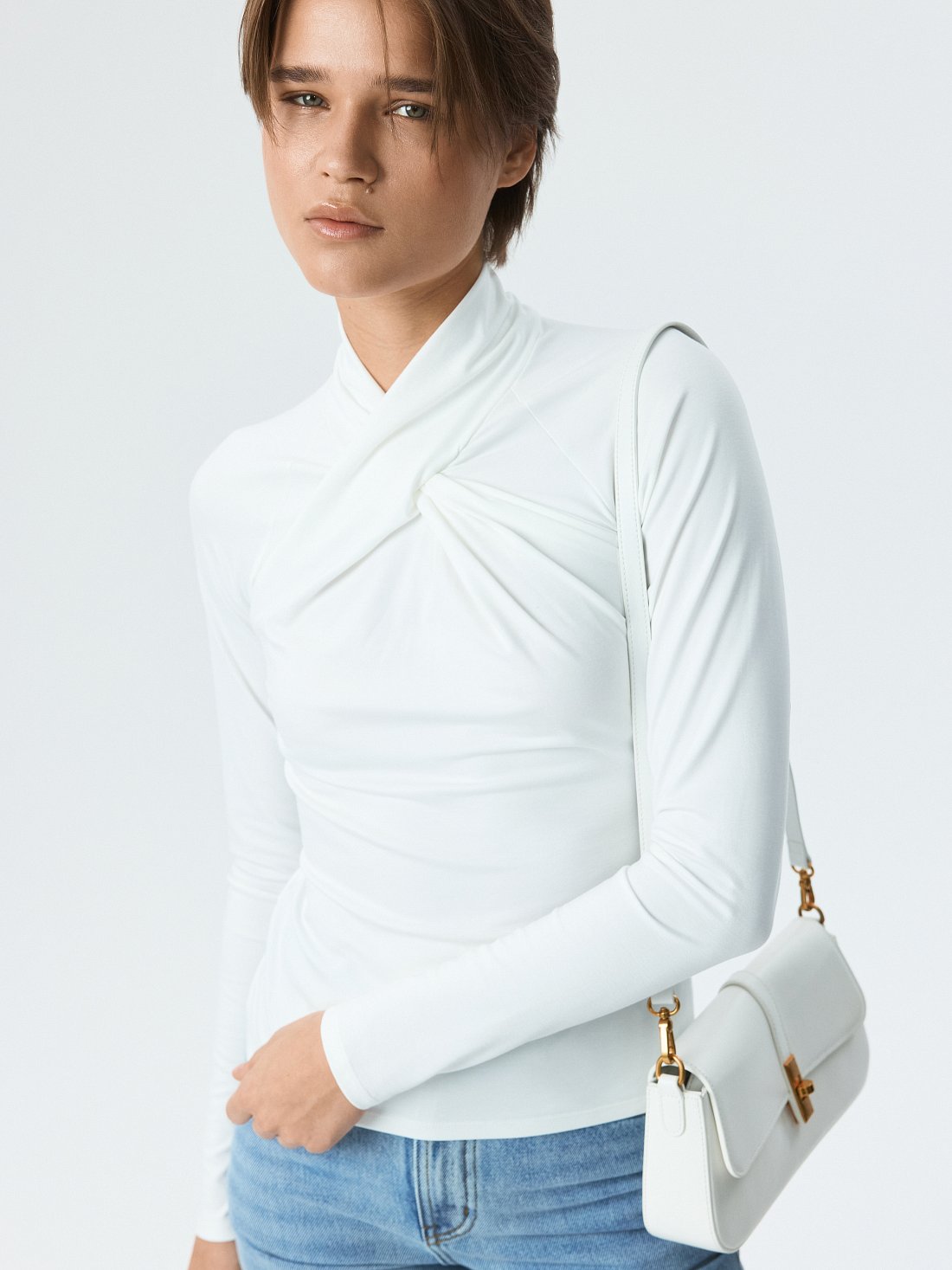 Лонгслив с горловиной на запах: фото №1